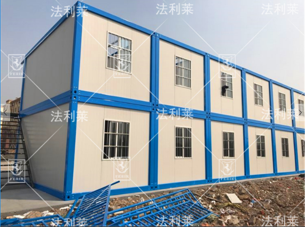集裝箱活動房介于活動板房與集裝箱房之間，安裝流程